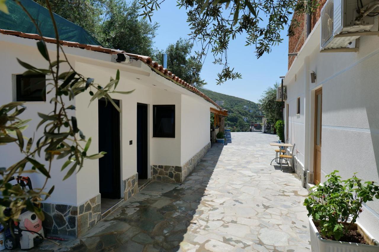 Vila Panorama Piqeras Bed & Breakfast Eksteriør bilde