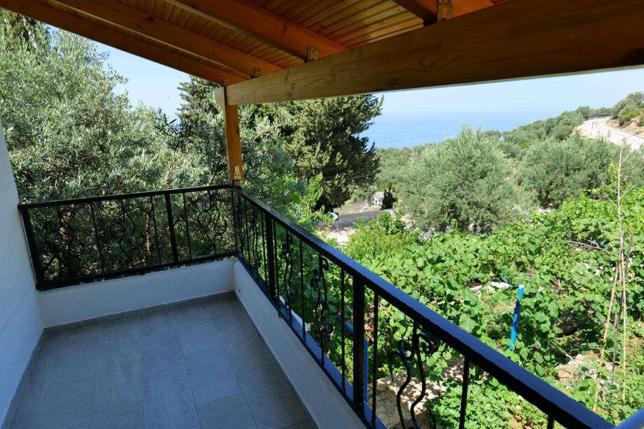 Vila Panorama Piqeras Bed & Breakfast Eksteriør bilde