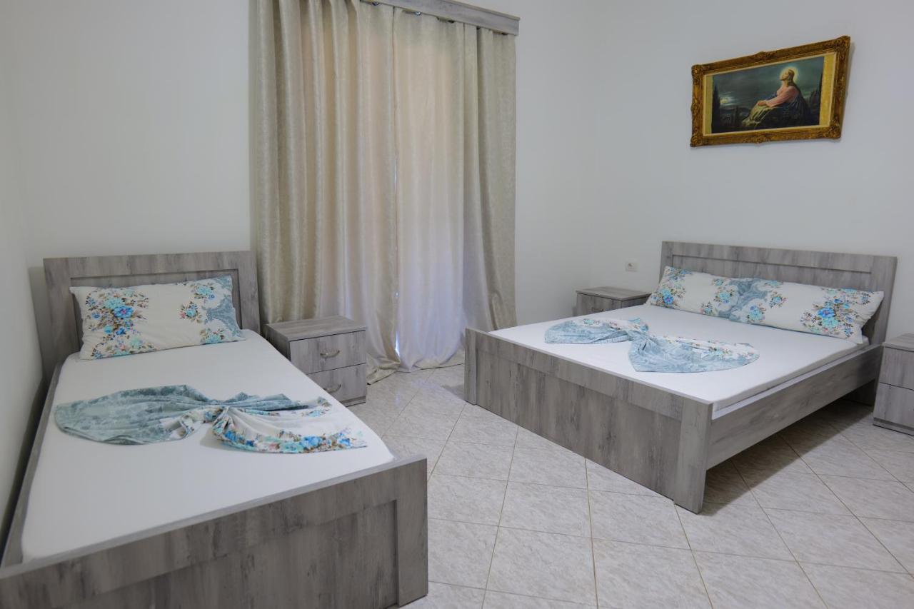 Vila Panorama Piqeras Bed & Breakfast Eksteriør bilde